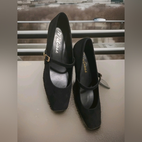 Matisse Mirabelle Mary Jane pumps, featuring a square toe and a buckled strap. - Picture 2 of 8
